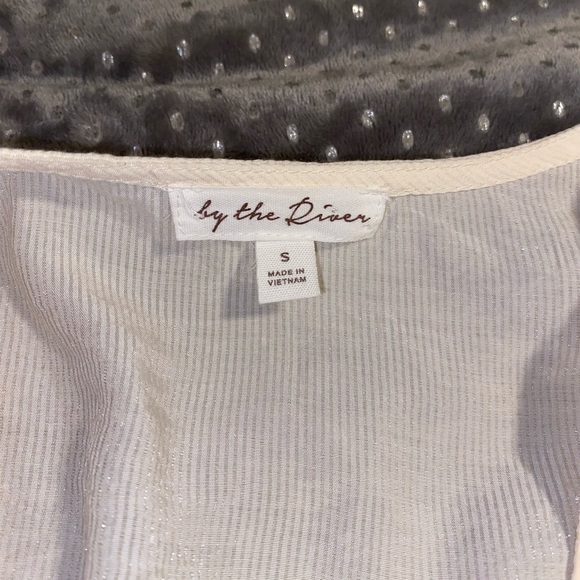 Cream dress - Picture 2 of 8